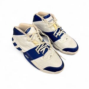 06 Adidas Gil Zero Formotion sneakers